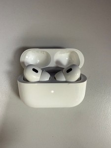 Б/в Навушники Apple airpods pro 2nd generation with magsafe charging case usb-c 01-201156852