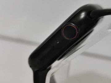 01-18975836: Hoco y1