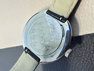 01-19220081: Swarovski daytime black watch