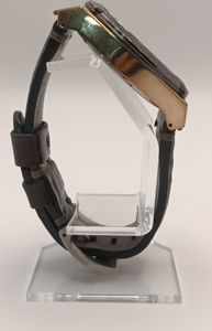 01-200616645: Guess w1058g2