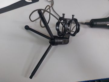 01-200758024: Trust gxt 232