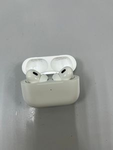 01-200766985: Apple airpods pro 2nd generation with magsafe charging case usb-c