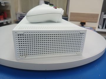 01-200770899: Microsoft xbox series s 512gb