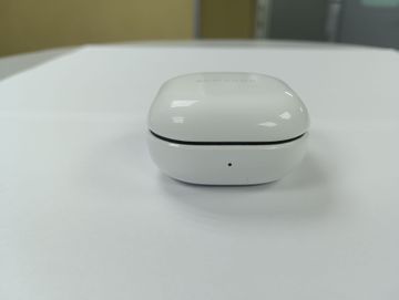 01-200743136: Samsung galaxy buds2