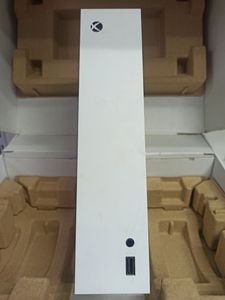 01-200794947: Microsoft xbox series s 512gb