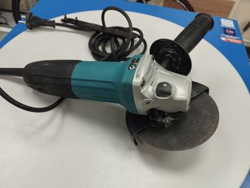 01-200795355: Makita ga5030r