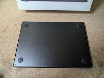 Б/у Ноутбук Apple macbook pro 14" late 2024 01-200811684