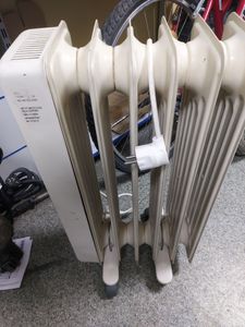 Б/в Масляний обігрівач Solac 1200w 01-200814824