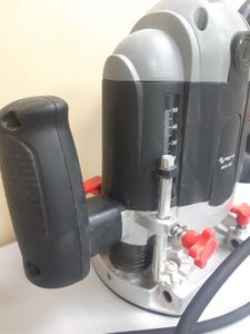 Б/у Фрезер Narva ner-1800 01-200811768