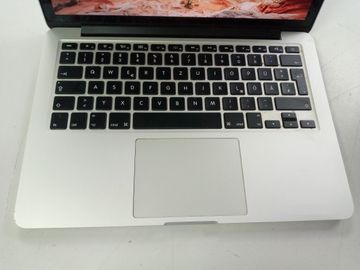 Б/у Ноутбук Apple macbook pro /a1502 /екр 13,3 /core i5 2.4ghz /ram8gb /ssd256gb /intel iris 1536mb 01-200807902
