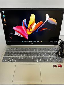 Б/в Ноутбук Hp 15/ryzen 3 7320u ddr5/8gb ddr4/ssd 240 gb/*інтегрована 01-200818851