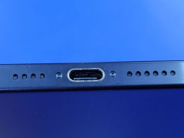 Б/в Мобільний телефон Apple iphone 15 pro max 256gb 01-200790757