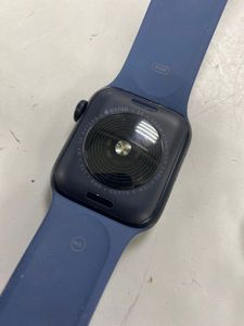 Б/в Смарт-годинник Apple watch se gps 40mm aluminum case 01-200796710