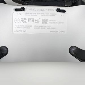 Б/в Геймпад Razer wolverine v3 pro 01-200829076