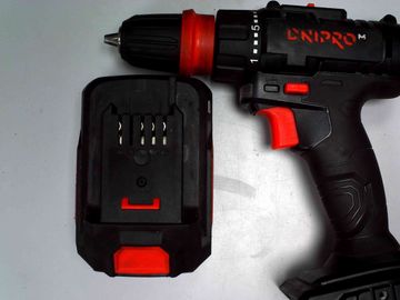 Б/в Шурупокрут Dnipro-M cd-218q 1акб 4ah 01-200847102