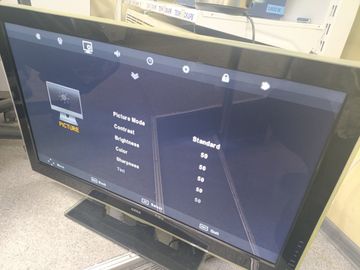 Б/у Телевизор Cmx cmx led 8324f lucani 01-200848114