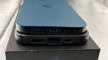 Б/у Мобильный телефон Apple iphone 12 pro 128gb 01-200858876