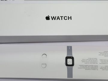 Б/в Смарт-годинник Apple watch series 4 gps + cellular 44mm aluminium case 01-200864964