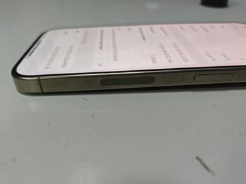 Б/в Мобільний телефон Apple iphone 15 pro 128gb 01-200802628