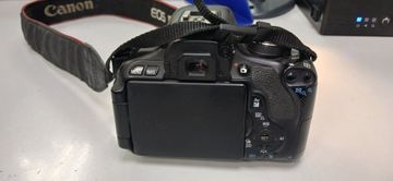Б/в Фотоапарат Canon eos 600d + ef-s 18-55mm 3.5-5.6 iii 01-200894331