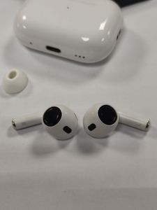 Б/в Навушники Apple airpods pro 2nd generation with magsafe charging case usb-c 01-200887058