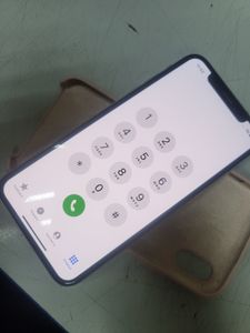 Б/в Мобільний телефон Apple iphone x 64gb 01-200902124