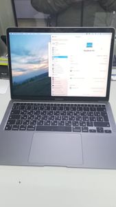 Б/в Ноутбук Apple MacBook Air 13`` Late 2020 01-200908557