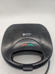 Б/в Сендвічниця Bitek bt-7770 01-200916536