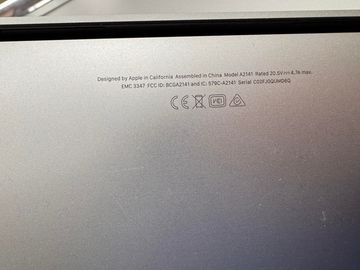 Б/в Ноутбук Apple a2141/ macbook pro 16/ core i9 2,3ghz/ram16gb/ssd1tb/amd radeon pro 5500m 01-200917979