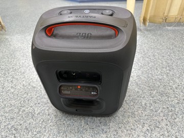 Б/в Акустика Jbl partybox encore essential 2 01-200926987