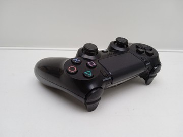 Б/у Геймпад Sony dualshock 4 01-200949894