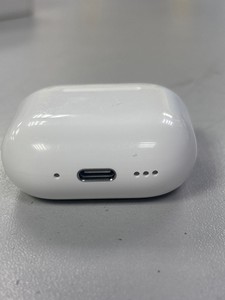 Б/в Навушники Apple airpods 4 with active noise cancellation 01-200941768