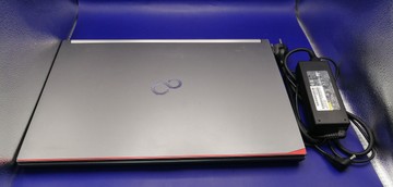 Fujitsu 15/core i7 4810mq ddr3/16gb ddr3/hdd *відсутній/ssd 240 gb/quadro k2000m