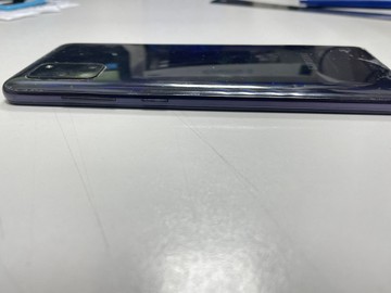 Б/в Мобільний телефон Samsung galaxy a31 4/64gb 01-200963007