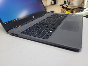 Б/в Ноутбук Hp 15/ryzen 3 3250u ddr4/4gb ddr4/ssd 256 gb/*інтегрована 01-200972894