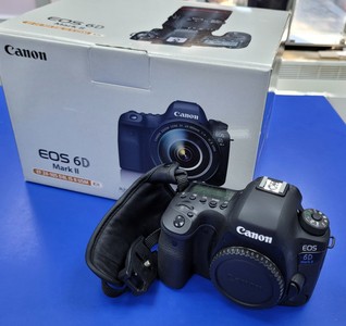 Б/в Фотоапарат Canon eos 6d mark ii body 01-200855945