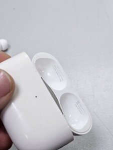Б/в Навушники Apple airpods pro 2nd generation with magsafe charging case usb-c 01-200984662