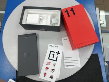 Б/в Мобільний телефон Oneplus 11 16/256gb 01-200923631