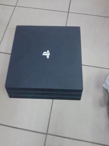 Б/в Ігрова приставка Sony playstation 4 pro 1tb 01-200991296