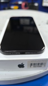 Б/в Мобільний телефон Apple iphone 15 pro 128gb 01-200810434