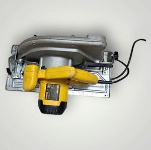 Б/в Пила дискова Dewalt d23700 01-200866986