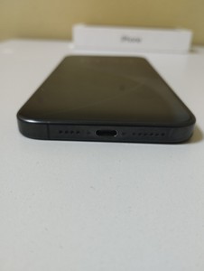 Б/в Мобільний телефон Apple iphone 15 pro max 1tb 01-201013944