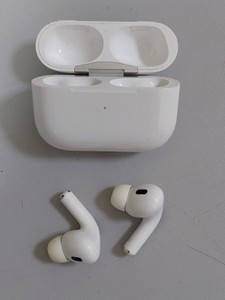 Б/в Навушники Apple airpods pro 2nd generation with magsafe charging case usb-c 01-201038705