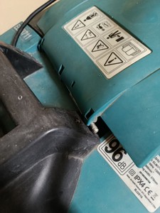 Б/в Газонокосарка Makita elm3711 01-201046773