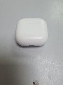 Б/в Навушники Apple airpods 4 with active noise cancellation 01-201053107