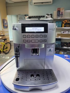 Б/в Кавоварка Delonghi ecam 22.320 01-201062442