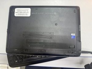 Б/в Ноутбук Hp 15/core i7 5600u ddr3/8gb ddr3/hdd *відсутній/ssd 256 gb/radeon r7 m260x 01-201100901