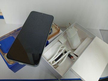 Б/в Мобільний телефон Zte blade v50 design 8/256gb 01-201102106