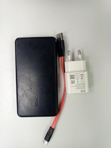 Б/в Повербанк Trust 23595 10000mah 37w 01-201112239