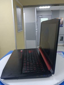 Б/в Ноутбук Acer 15/ryzen 5 2500u ddr4/16gb ddr4/hdd *відсутній/ssd 800 gb/radeon rx560x 4gb 01-201123485